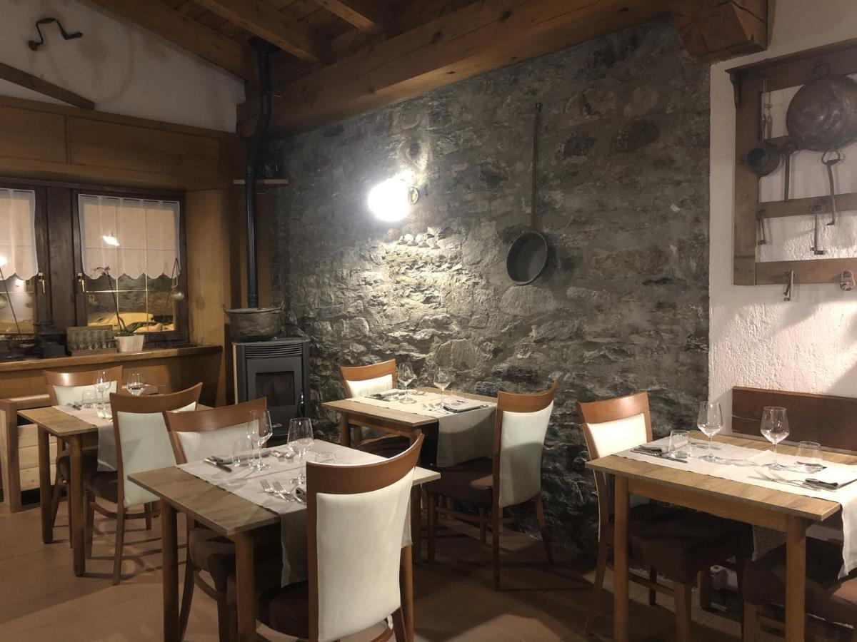 Hotel Coeur Du Village Ла-Тюїль Екстер'єр фото