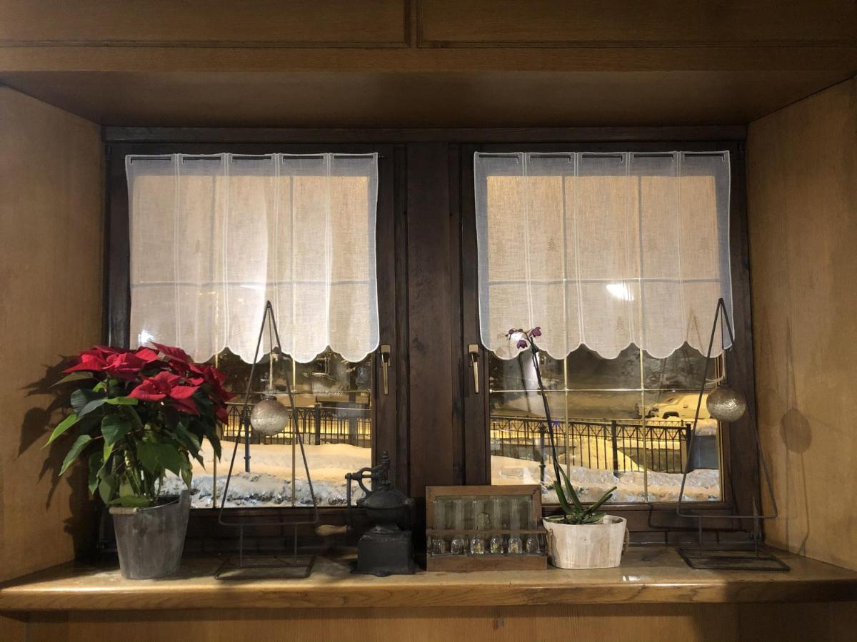 Hotel Coeur Du Village Ла-Тюїль Екстер'єр фото