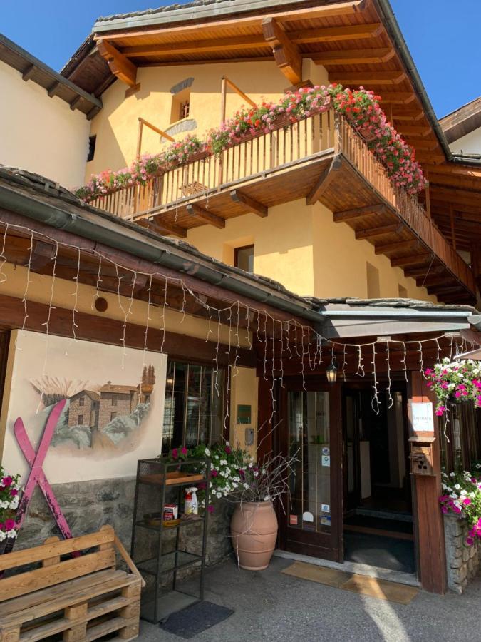 Hotel Coeur Du Village Ла-Тюїль Екстер'єр фото