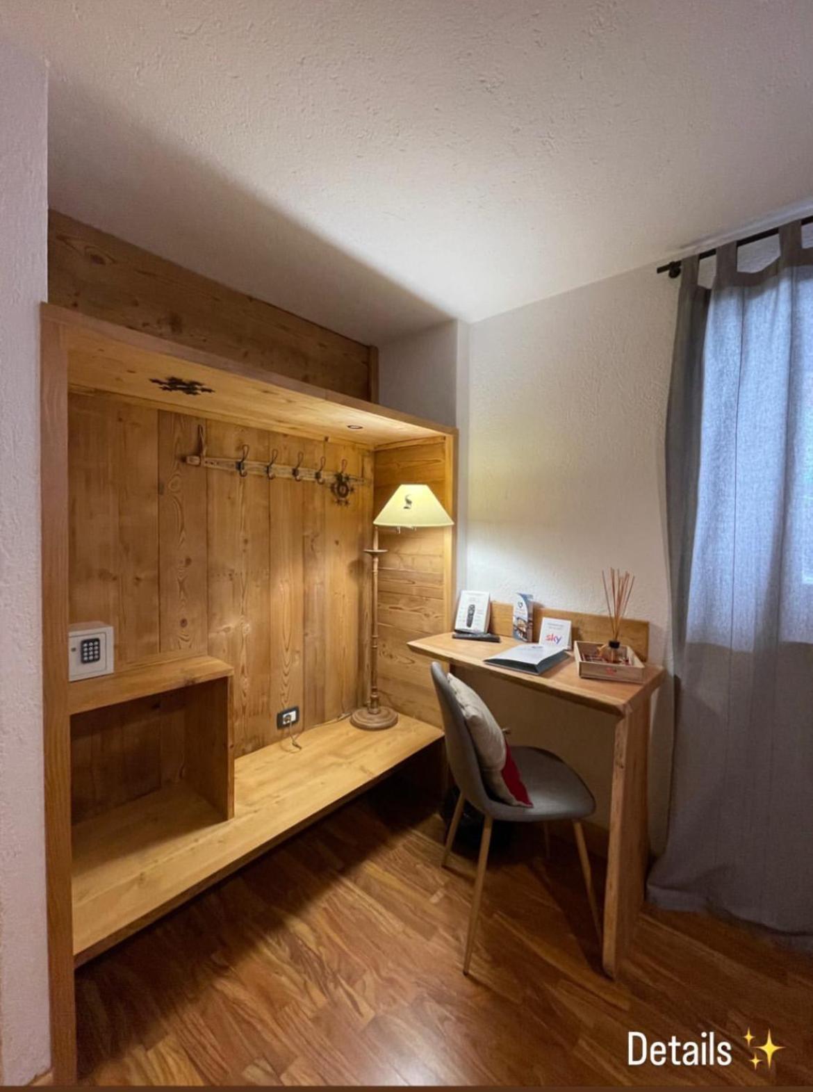 Hotel Coeur Du Village Ла-Тюїль Екстер'єр фото